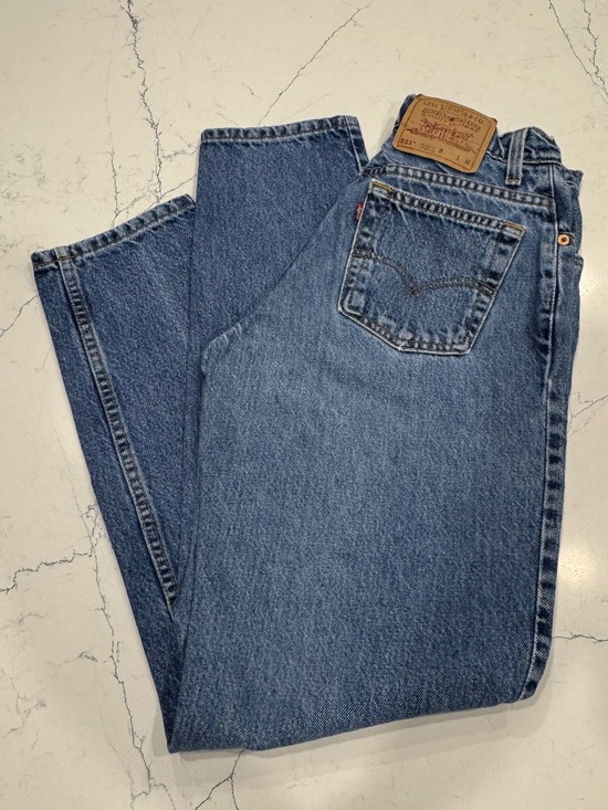 Levi's Denim - Levi's 551 Relaxed fit Tapered Leg 6 Med.